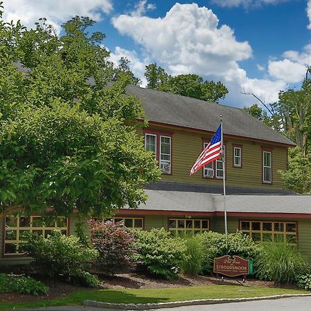 Stroudsmoor Country Inn ストラウズバーグ エクステリア 写真