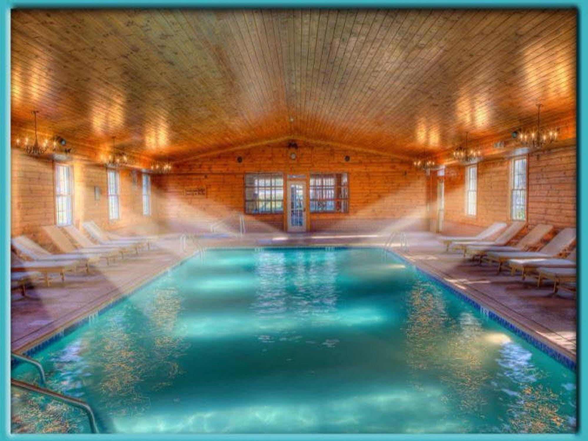 Stroudsmoor Country Inn ストラウズバーグ エクステリア 写真